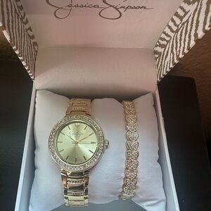 Jessica Simpson Set